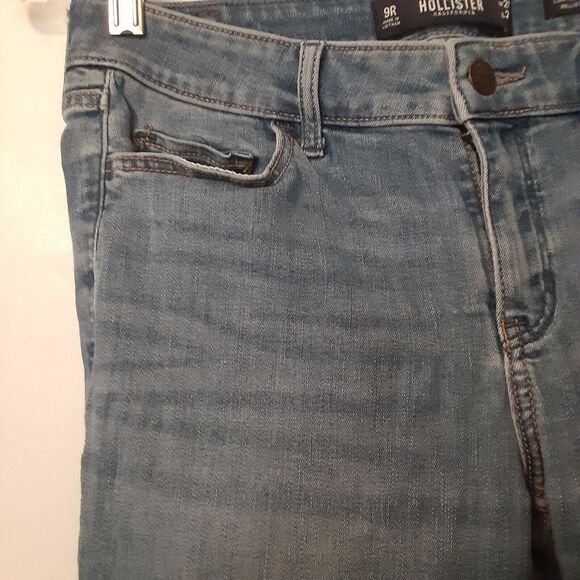 HOLLISTER Jeans Womens Size 9R Distressed Blue Skinny Zipper Ankle Low Rise Crop - Picture 2 of 11